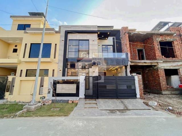 House for sale in لاہور, لاہور ڈویژن