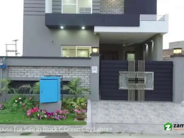 House for sale in Faisalabad, Islamabad Capital Territory