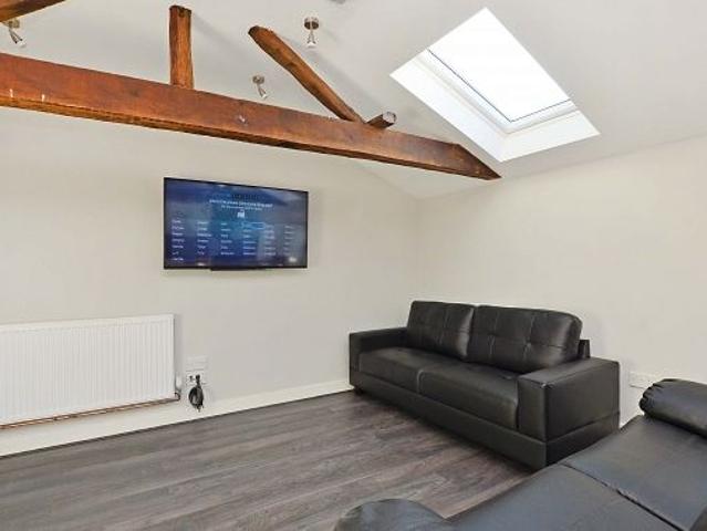 Room for rent in City Centre, South Yorkshire