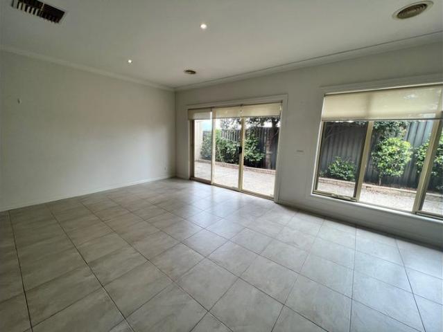House for rent in Niddrie, Melbourne