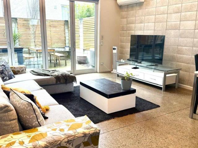Apartment for rent in Saint Albans, Canterbury