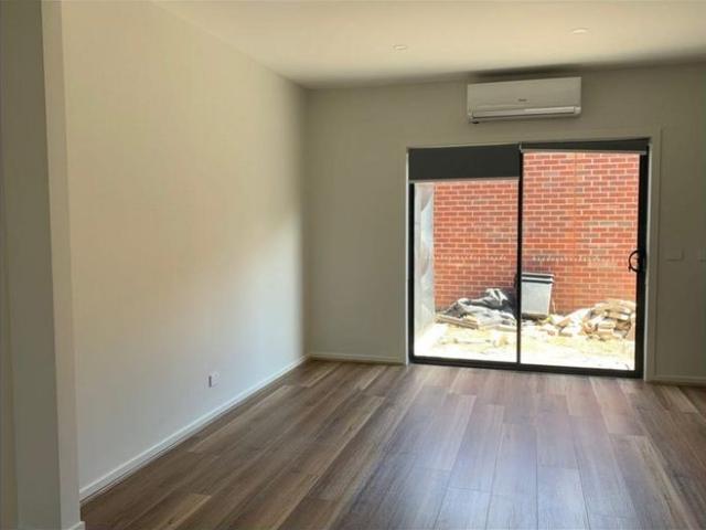 Apartment for rent in Meadow Heights, Melbourne