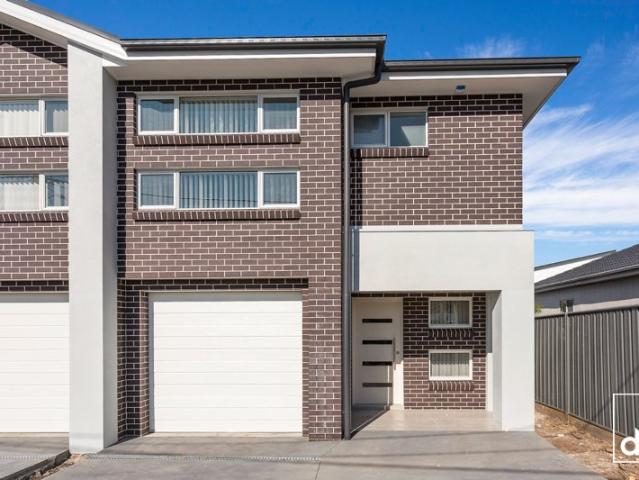 House for rent in Wollongong West, New South Wales