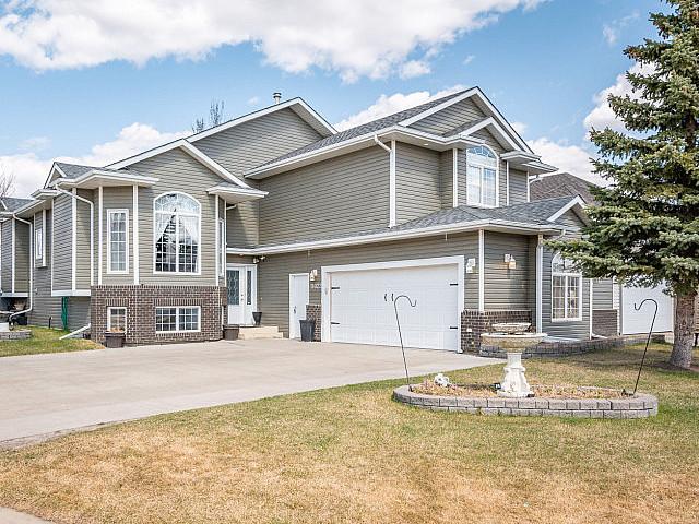 House for sale in Wedgewood, Alberta