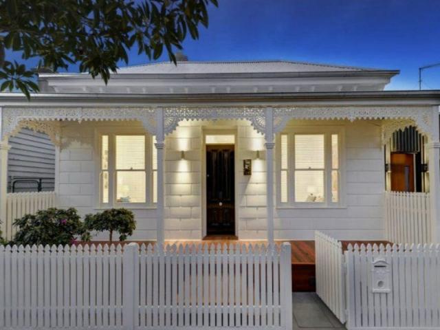 House for rent in Beacon Cove, Melbourne