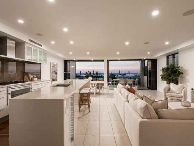 Apartment for sale in Alexandra, Queensland