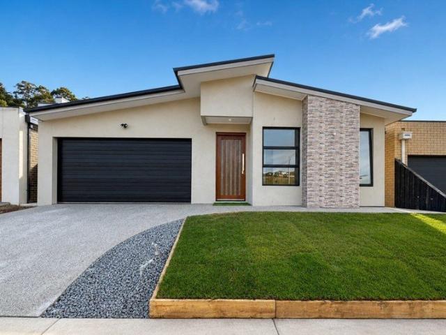 House for rent in Underbank - Rivers Edge, Bacchus Marsh