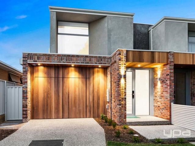 House for rent in Keilor East, Victoria
