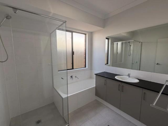 House for rent in Parklands, Western Australia