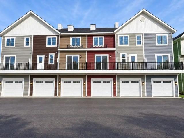 Townhouse for rent in Crystallina Nera West, Edmonton