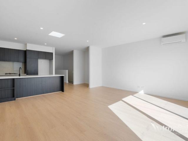 Townhouse for rent in Camerons Creek, Victoria
