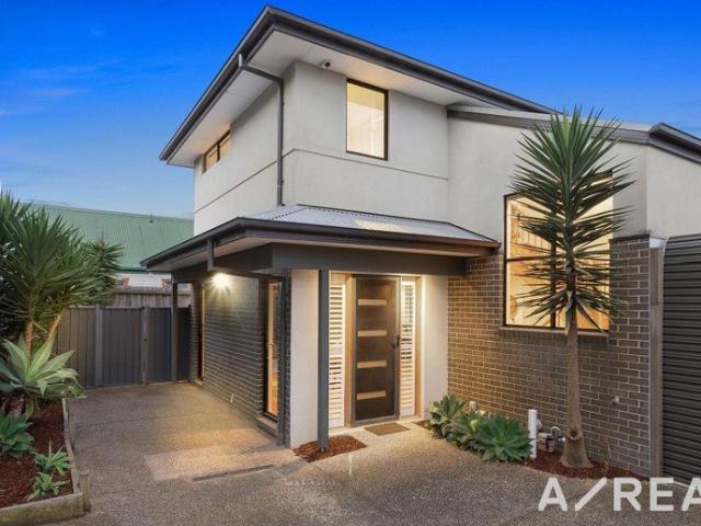 Townhouse for rent in Preston, Melbourne
