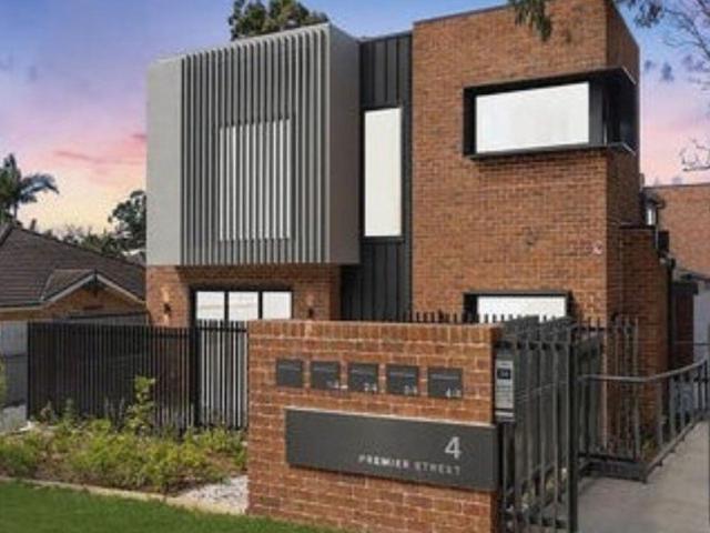 Townhouse for rent in Sutherland, New South Wales
