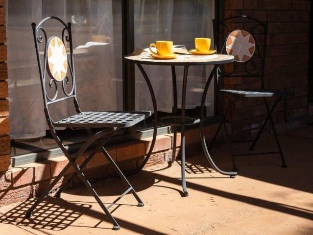 Apartment for sale in Desert Springs, Northern Territory