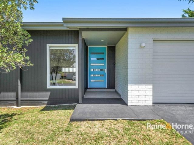 House for sale in Loch Sport, Victoria