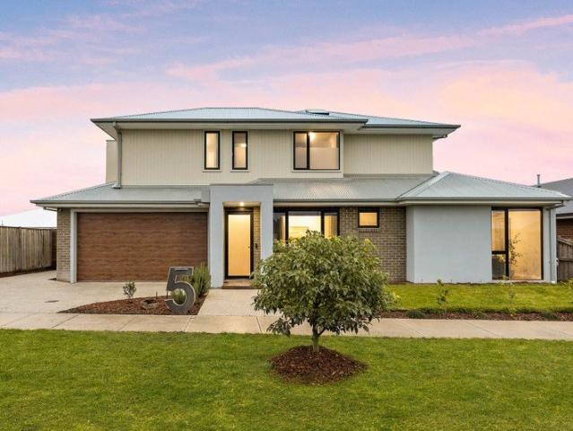 House for sale in Gisborne, Victoria