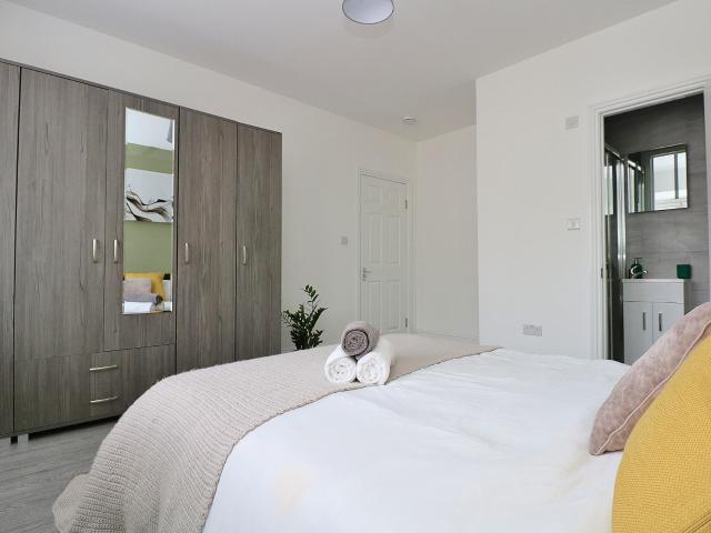 Room for rent in London Borough of Ealing, Greater London