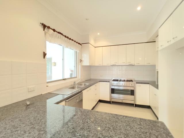 House for rent in East Lindfield