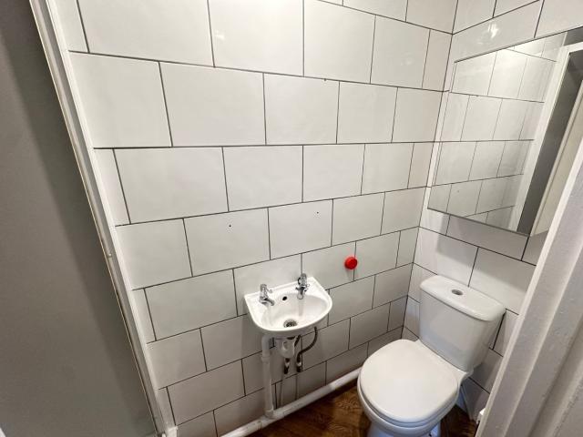 Room for rent in Spring Park, Luton