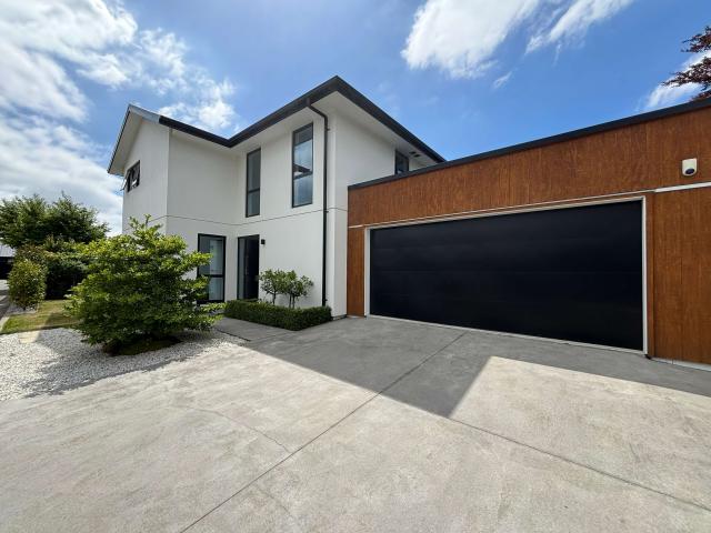 House for rent in Chaslands, Canterbury