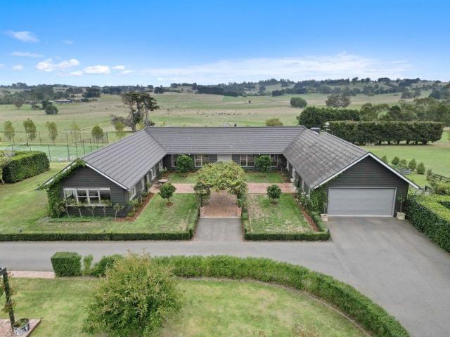 House for sale in Lillico, Victoria