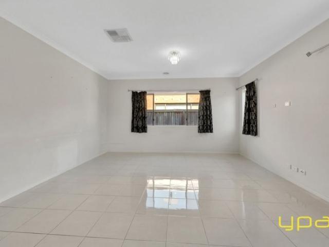 House for rent in Arena Estate, Melbourne