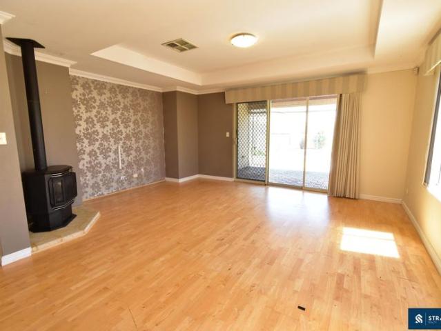 House for rent in Canning Vale, Western Australia