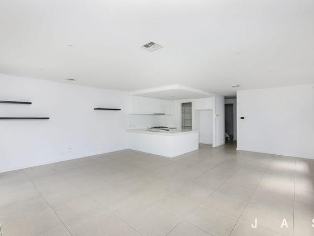 Townhouse for rent in Camerons Creek, Victoria