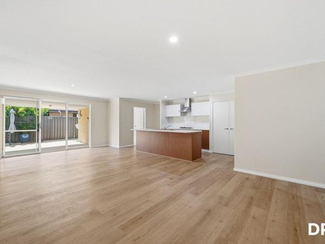 House for rent in Banksia Grove, Western Australia