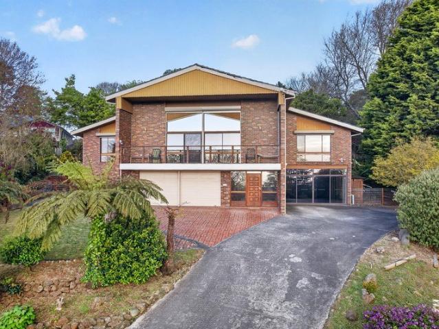 House for rent in Holly Hill Estate, Melbourne