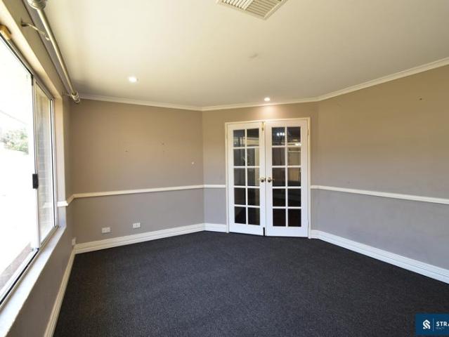 House for rent in Canning Vale, Western Australia