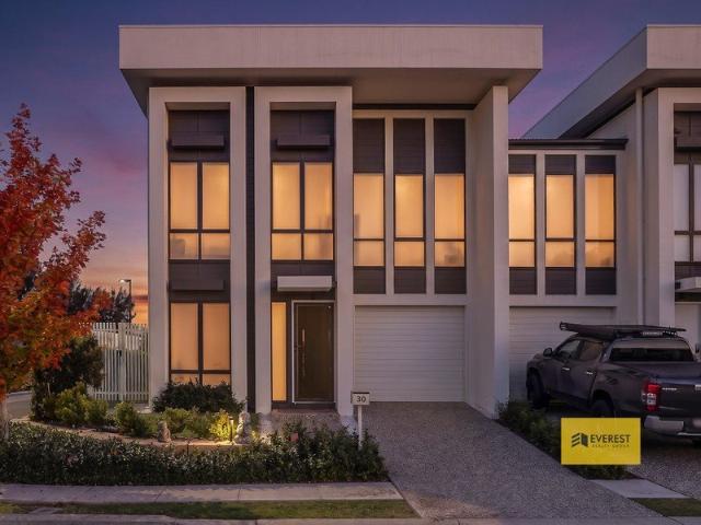 Townhouse for sale in Sydney, New South Wales
