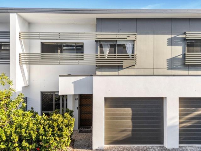 Townhouse for sale in Toombul, Queensland
