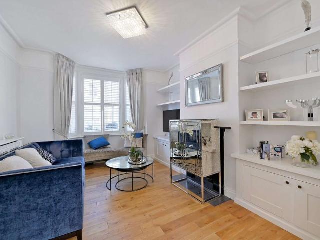 House for rent in Clewer Village, Windsor