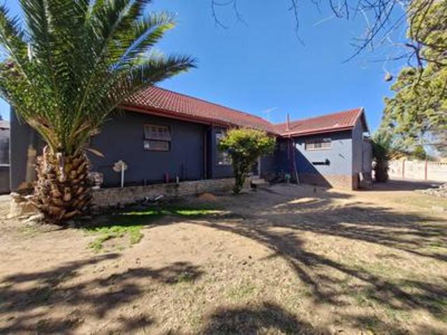 House for sale in Kempton Park, Birchleigh North