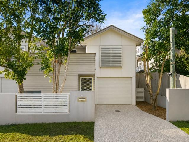 Townhouse for sale in Toombul, Queensland