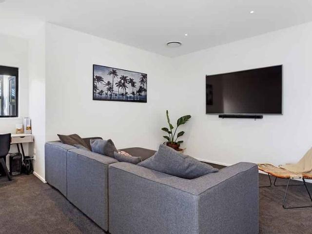 House for rent in Chaslands, Canterbury