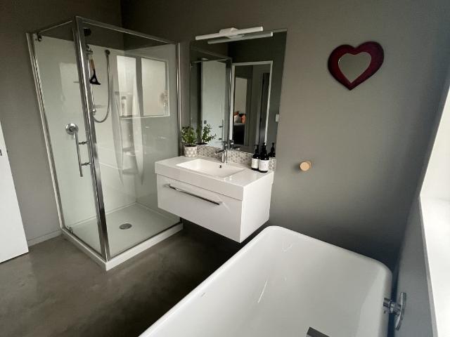 Apartment for rent in Heathcote, Canterbury