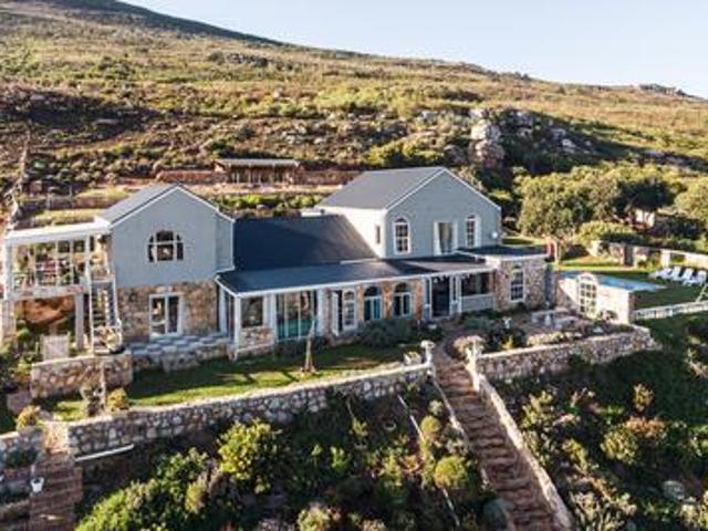 Farm for rent in Noordhoek, Western Cape