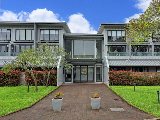 Apartment for rent in Glen Eden, Waitākere Ranges