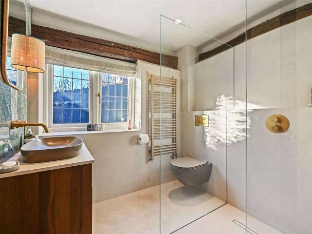 House for rent in Rickmansworth, Chandler's Cross