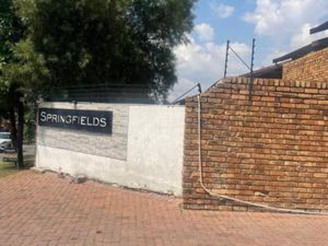 Townhouse for sale in Alexandra, Gauteng
