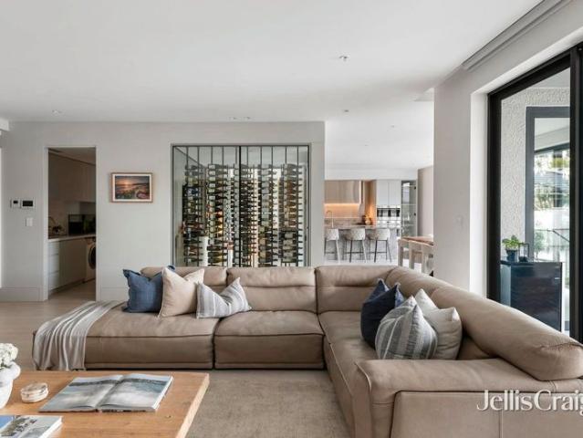 Townhouse for rent in Brighton, Melbourne