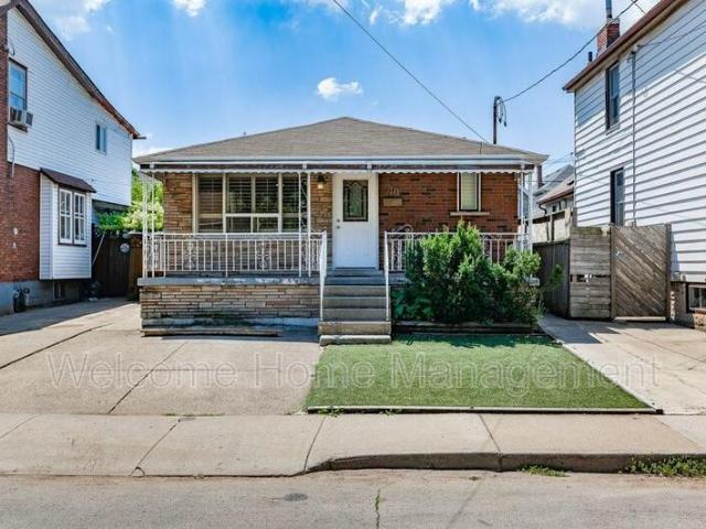 Apartment for rent in Ancaster, Ontario