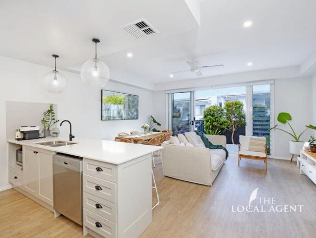 Townhouse for rent in Toombul, Queensland