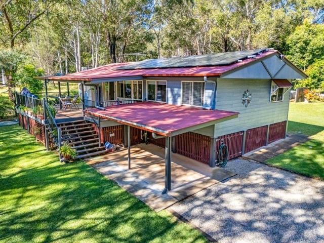 House for sale in Russell Island