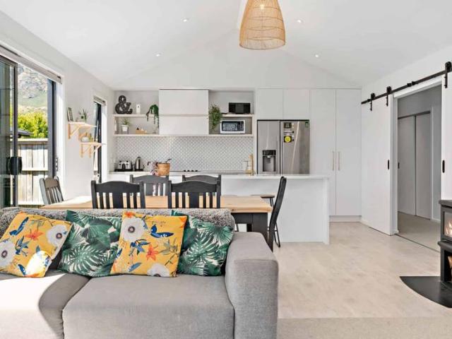 House for rent in Otakou
