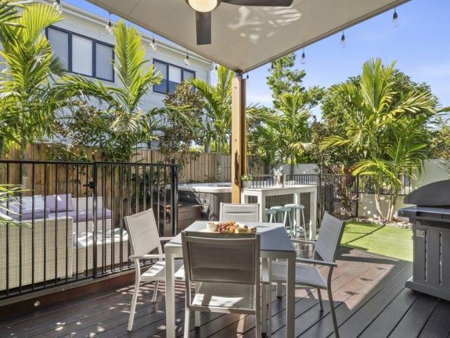 Townhouse for rent in Fernbrook, Queensland