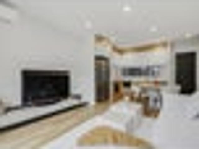 Townhouse for sale in Whangaparaoa, Oroua County