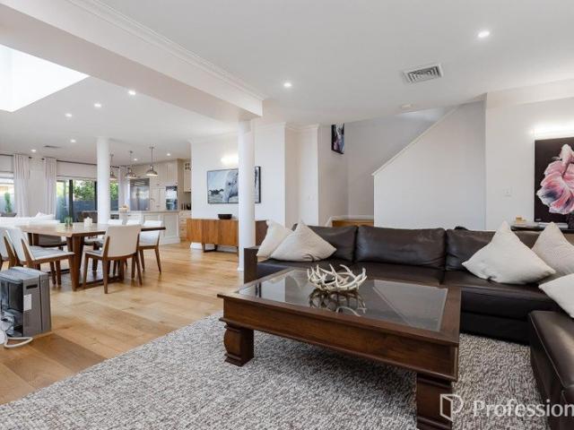 House for rent in Swanbourne, Western Australia